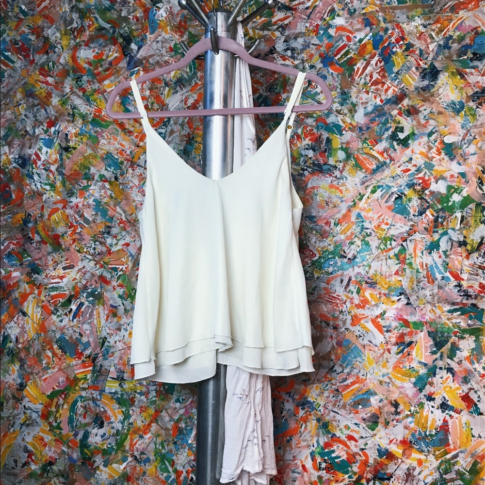 Tobi flowy cream colored top - Picture 3 of 6